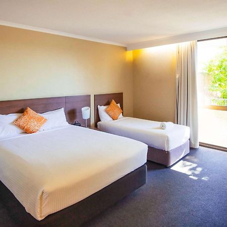 Ibis Styles Mt Isa Verona Маунт Айса Екстериор снимка
