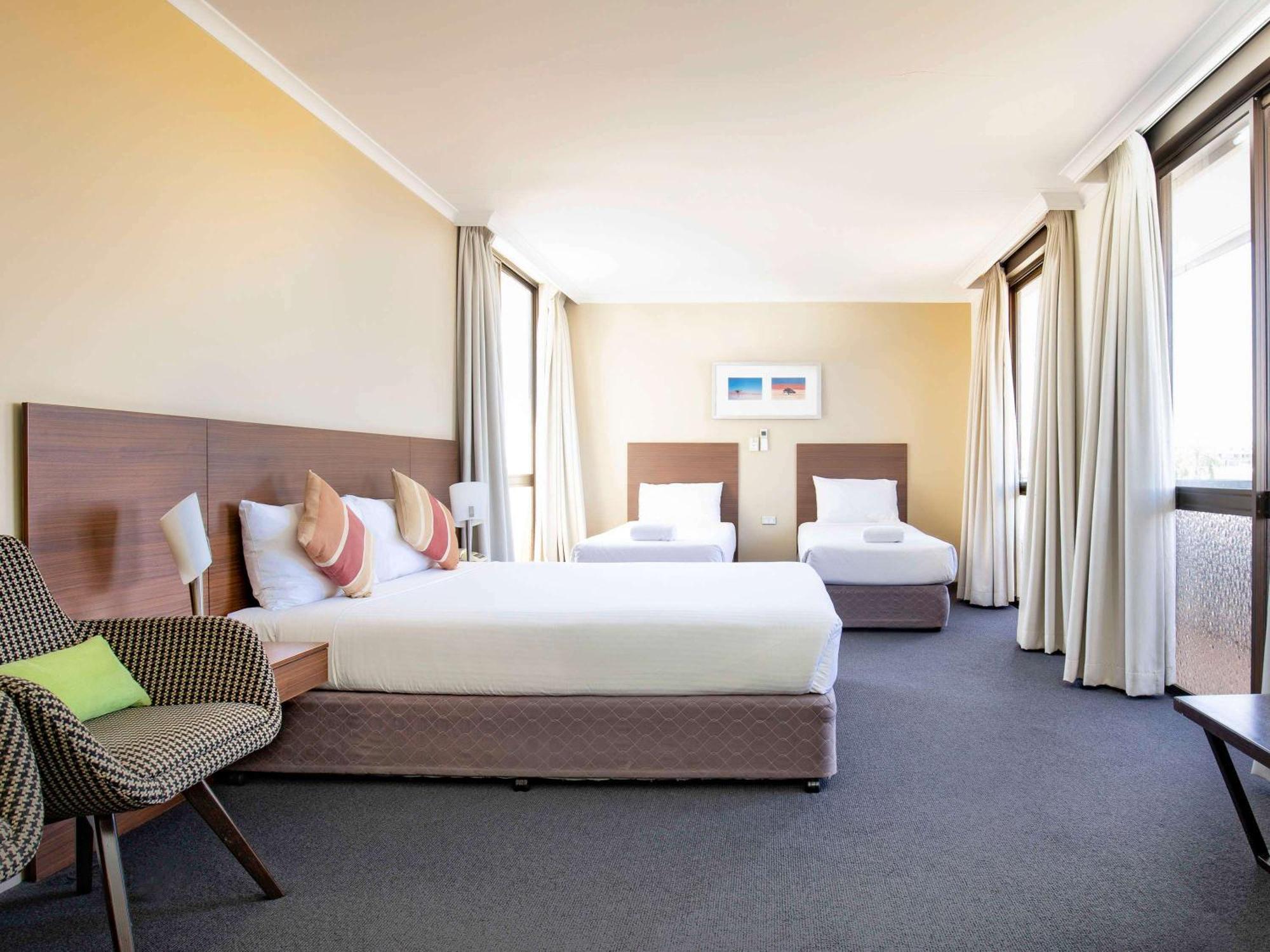 Ibis Styles Mt Isa Verona Маунт Айса Екстериор снимка
